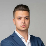 Агапов Антон (директор по развитию, сеть апарт-отелей YE'S)